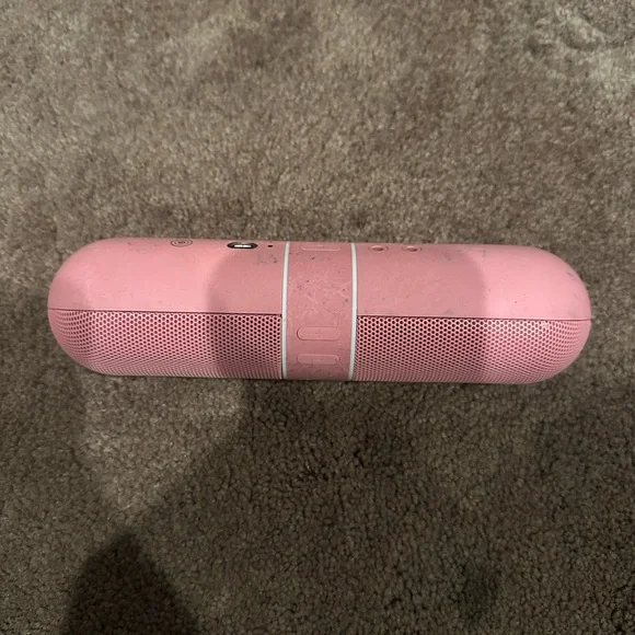 Nicki Minaj Pink beats pill - Picture 4 of 6